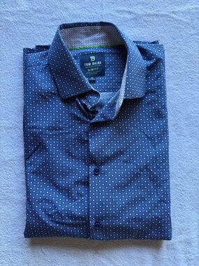 Navy Micro-Print Slim Fit Men's Button-Down Shirt